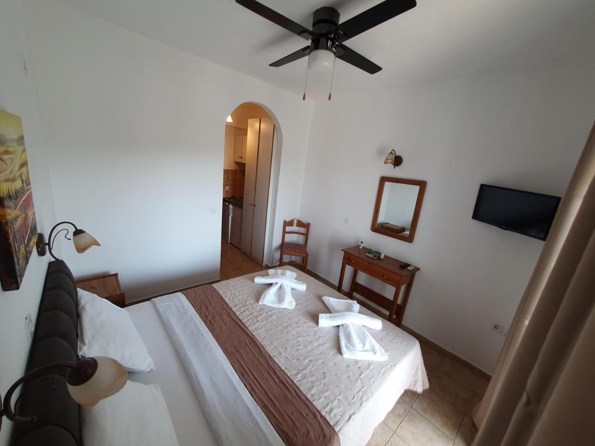 Hotel Pefko เนโอสมาร์มาราส ภายนอก รูปภาพ
